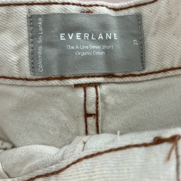 Everlane The A-Line Denim Short Organic Cotton (Ecru) - Picture 5 of 11